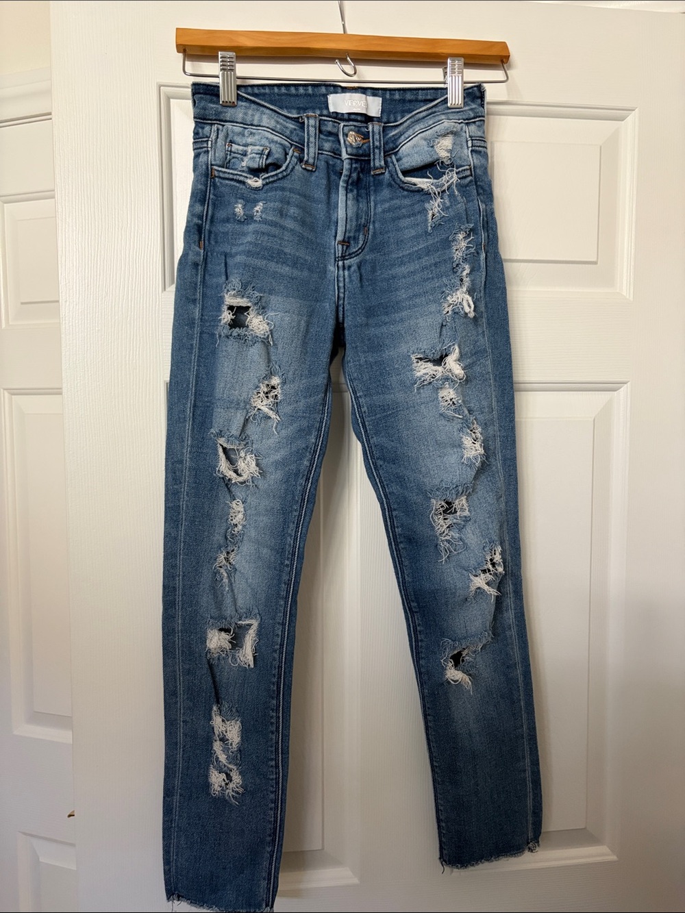 Women's Light Blue Distressed Skinny Jeans